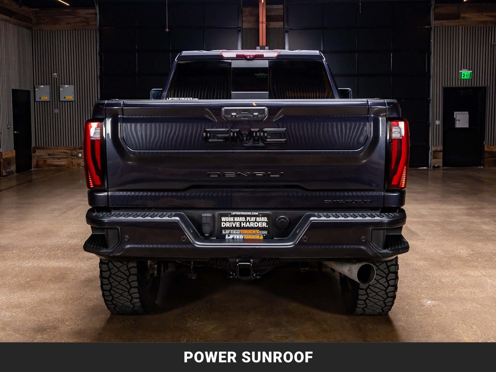Used 2024 GMC Sierra 2500 Denali Ultimate w/ Max Trailering Package AWD/4WD image 7