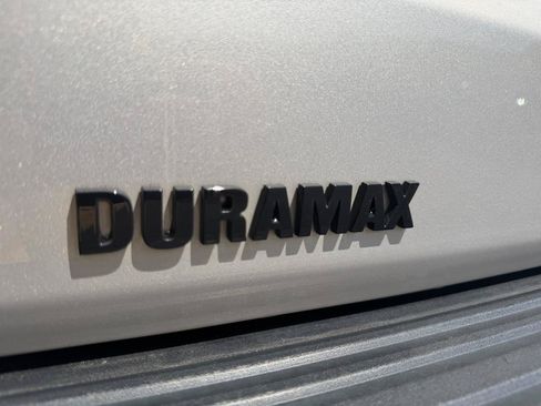 Used 2022 Chevrolet Tahoe High Country AWD/4WD image 10