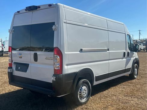 New 2025 RAM ProMaster 2500 image 3
