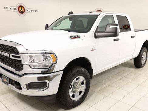 Used 2023 RAM 3500 Tradesman w/ Chrome Appearance Group image 5