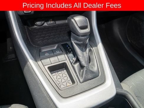 Certified 2023 Toyota RAV4 XLE FWD image 15