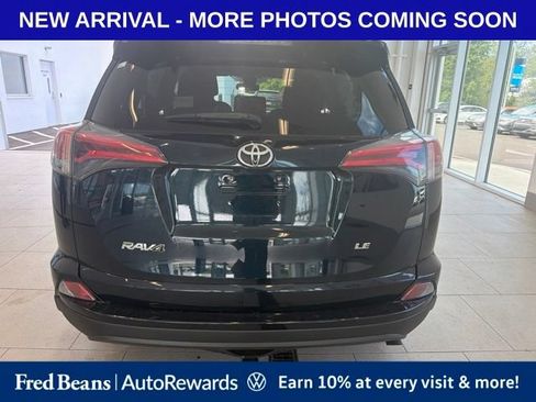 Used 2018 Toyota RAV4 LE w/ All Weather Liner Package AWD/4WD image 5