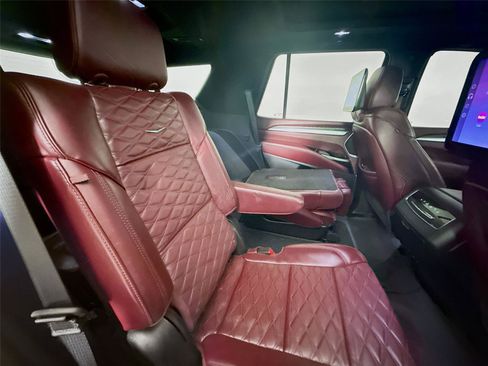 Used 2025 Cadillac Escalade Sport w/ Touring Package AWD/4WD image 25