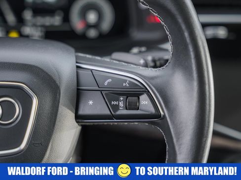 Used 2021 Audi Q8 Prestige w/ Prestige Package image 29