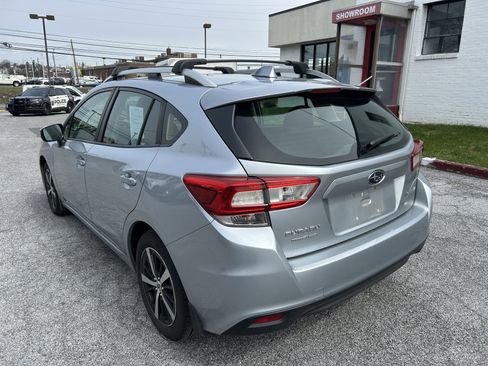 Used 2019 Subaru Impreza 2.0i Premium image 6