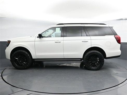 New 2025 Ford Expedition Active image 35