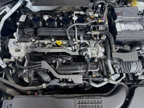 Used 2021 Toyota Corolla SE image 39