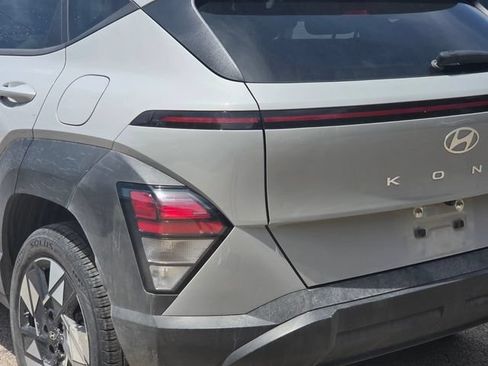 Used 2025 Hyundai Kona SEL AWD/4WD image 7