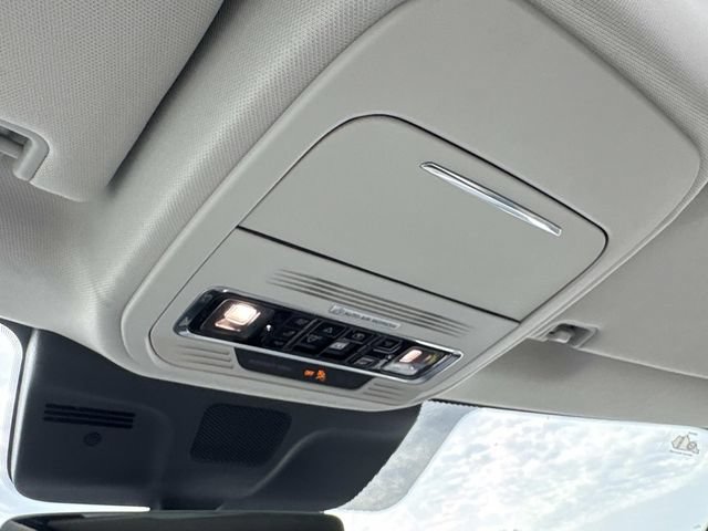New 2026 Lincoln Navigator L Reserve w/ Jet Appearance Package AWD/4WD image 29