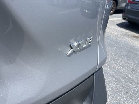 Used 2023 Toyota RAV4 XLE Premium FWD image 8