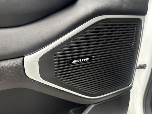 Used 2024 Jeep Wagoneer Series II image 8