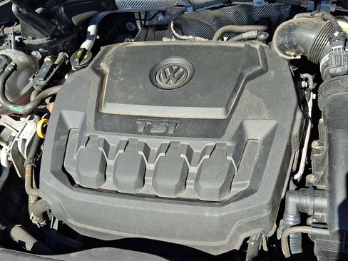 Used 2022 Volkswagen Tiguan SEL R-Line AWD/4WD image 31