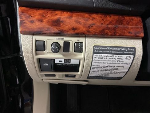 Used 2012 Subaru Outback 3.6R Limited w/ Moonroof Pkg image 25