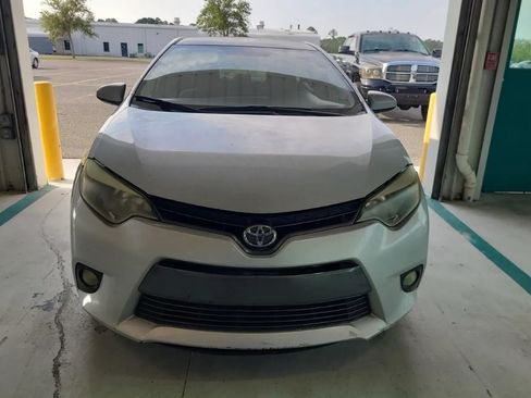 Used 2015 Toyota Corolla LE FWD image 6