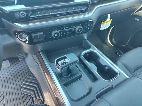 New 2026 Chevrolet Silverado 1500 LT Trail Boss w/ LT Trail Boss Premium Package AWD/4WD image 13