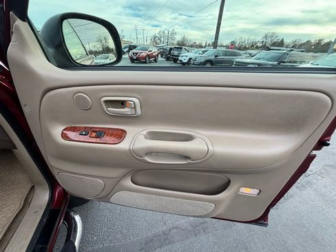 Used 2003 Toyota Tundra Limited image 12