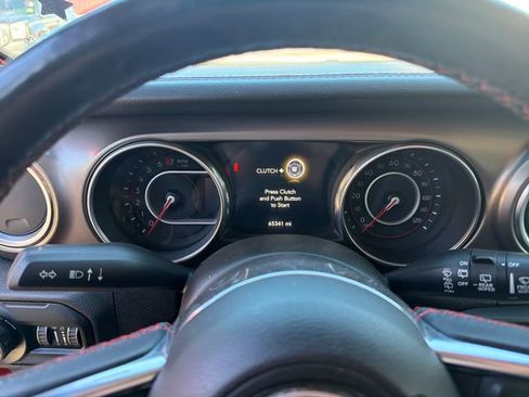 Used 2018 Jeep Wrangler Rubicon AWD/4WD image 16