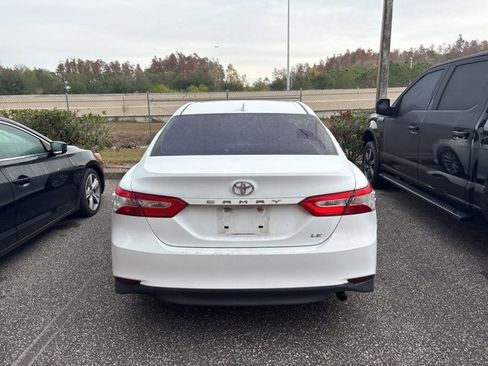 Used 2019 Toyota Camry L image 4
