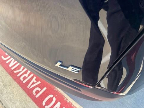Used 2025 Toyota Sienna LE w/ LE Plus Package FWD image 4