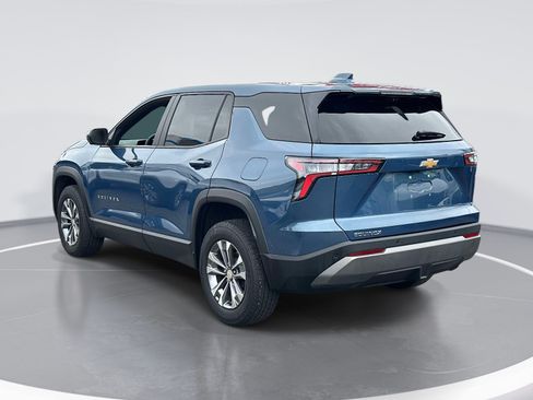 Certified 2025 Chevrolet Equinox LT w/ Safety and Technology Package FWD image 7