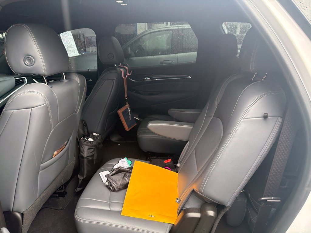Used 2023 Buick Enclave Essence w/ Experience Buick Package FWD image 7