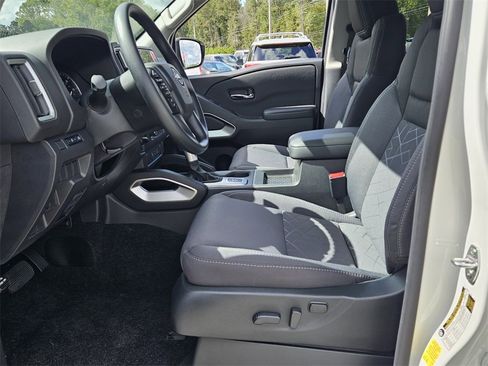 New 2026 Nissan Frontier SV image 3