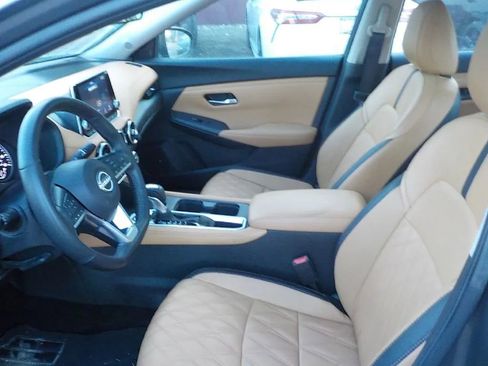 Used 2024 Nissan Sentra SV w/ SV Premium Package image 12