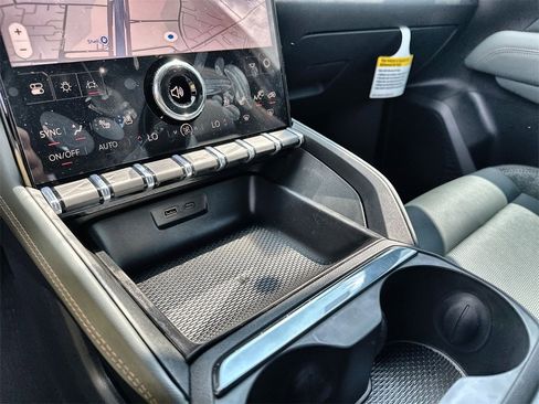 New 2026 GMC Terrain AT4 w/ Convenience Package III image 27