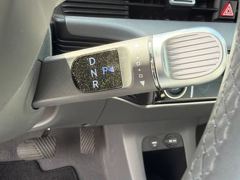 Used 2023 Hyundai Ioniq 5 Limited AWD/4WD image 16