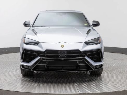 Used 2024 Lamborghini Urus S AWD/4WD image 6