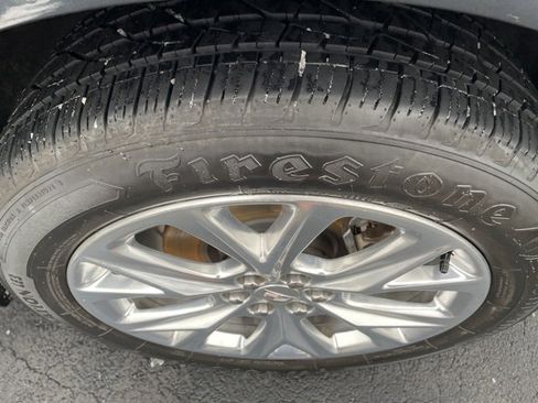 Used 2019 Cadillac XT5 Luxury w/ LPO, Radiant Package image 33