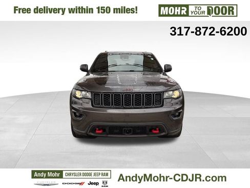Used 2019 Jeep Grand Cherokee Trailhawk image 2