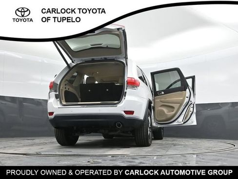 Used 2018 Jeep Grand Cherokee Limited image 44