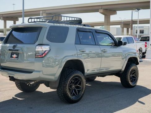 Used 2022 Toyota 4Runner Trail Special Edition AWD/4WD image 6