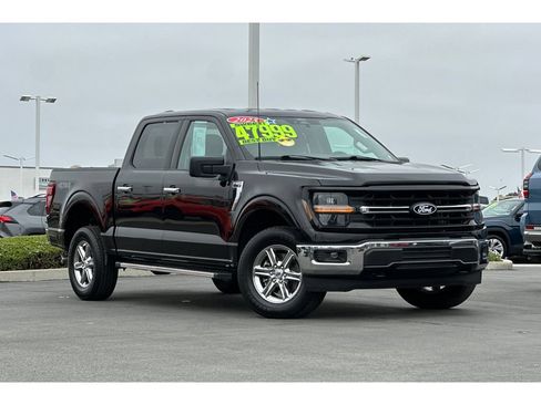 Used 2025 Ford F150 XLT w/ Equipment Group 301A Standard AWD/4WD image 2