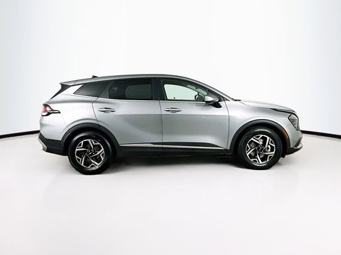 Used 2024 Kia Sportage LX image 10