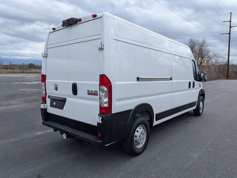 Used 2022 RAM ProMaster 2500 w/ Interior LED Lighting Group image 3