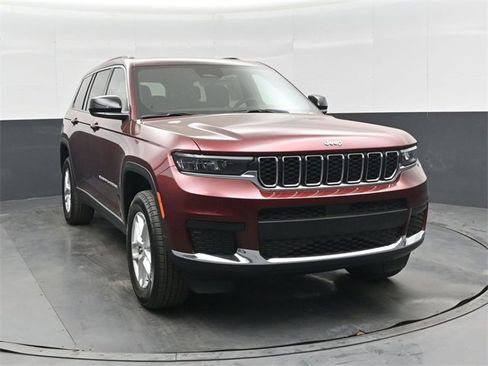 New 2025 Jeep Grand Cherokee L Laredo image 10