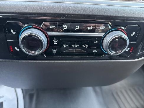 Certified 2022 Chevrolet Silverado 1500 LT image 20