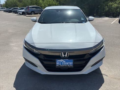 Used 2018 Honda Accord Sport image 8