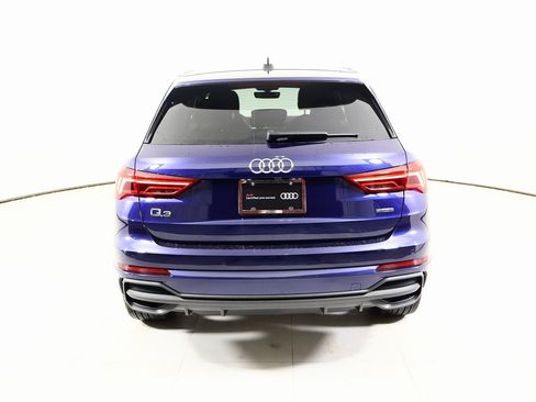 Certified 2025 Audi Q3 2.0T Premium w/ Convenience Package image 15