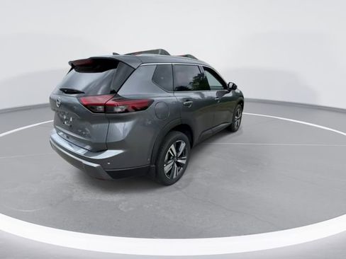 Certified 2024 Nissan Rogue SL image 8