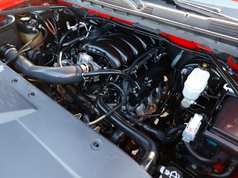 Used 2019 Chevrolet Silverado 1500 Custom w/ Custom Convenience Package image 47