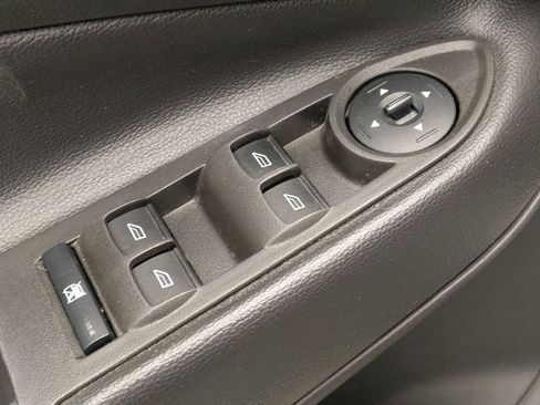 Used 2018 Ford Escape SE image 27