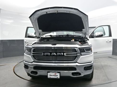 Used 2024 RAM 1500 Laramie AWD/4WD image 35