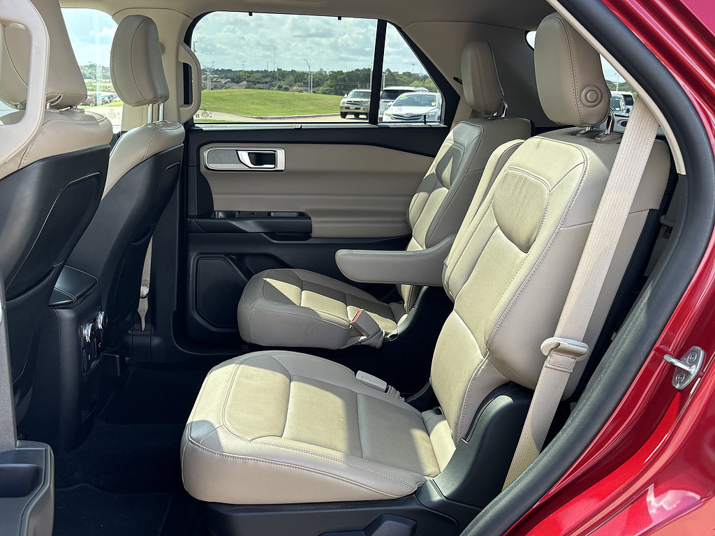 Used 2020 Ford Explorer Limited RWD image 8