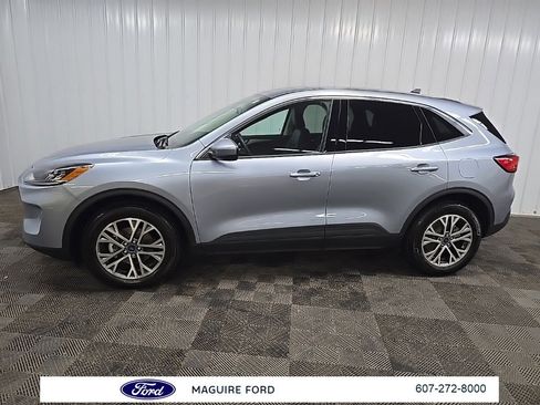 Used 2022 Ford Escape SEL image 6