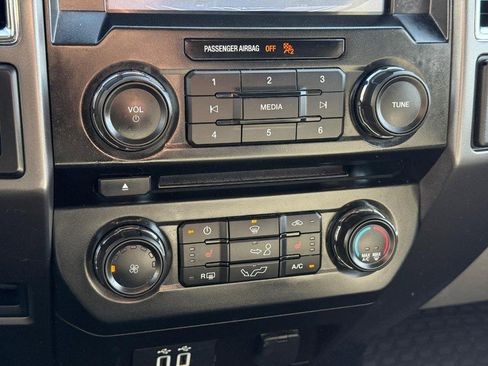 Used 2016 Ford F150 XLT w/ Equipment Group 302A Luxury image 19