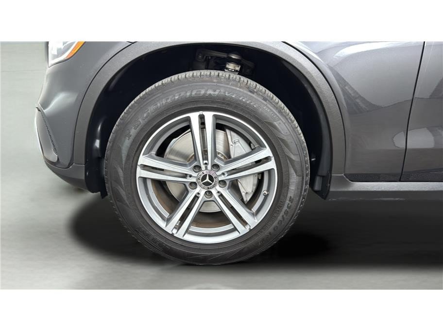 Used 2020 Mercedes-Benz GLC 300 image 42
