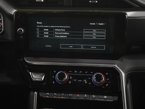 Used 2023 GMC Sierra 1500 Denali w/ Technology Package AWD/4WD image 18